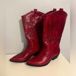 Like New Dirty Laundry Josea Wester Boots in Red Size  9.5